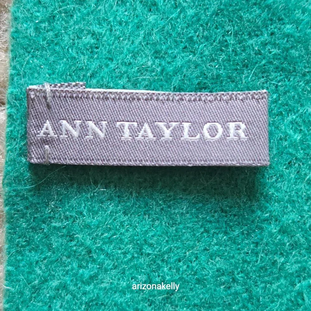 Ann Taylor Cashmere Green Fringed Scarf - Picture 4 of 16